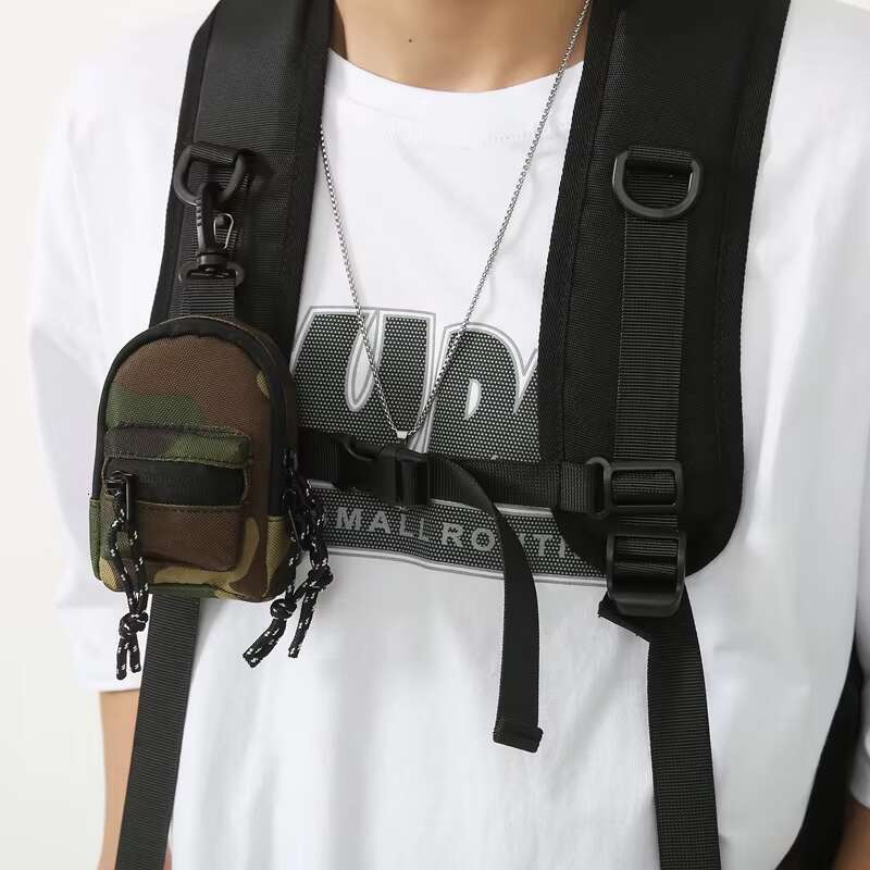 Wholesale Hip-hop Key Pendant Headphone Pocket Cool Men Black Small Shoulder Bag