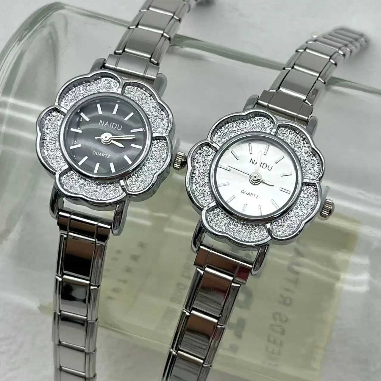Womens Quartz es with Zirconia Flower Inlay Luxury Chic Design Stainless Steel Strap Party Birthday Gift for HerW251031