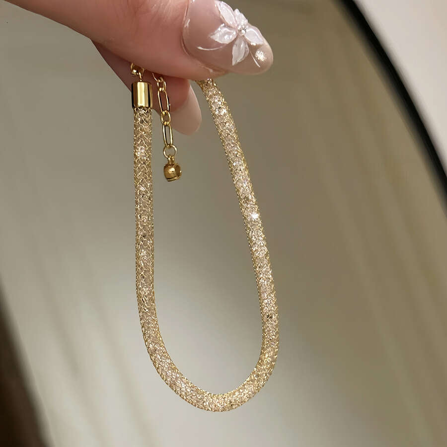 European and American Style Grid Zircon Twisted Vintage High-end Feel Bracelet Light Luxury Simple Fashion Personality Jewelry for Women