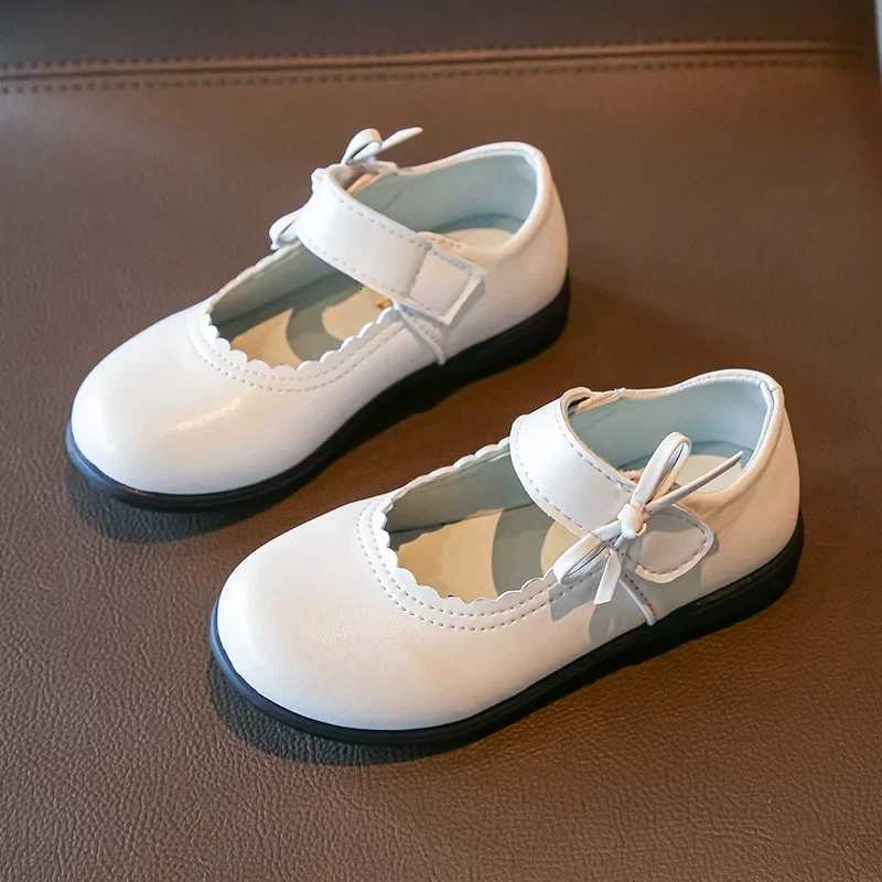Girl Leather Shoe New Best Soft Sole Girls Shoe Classic Girls Party Shoes Flower Kid School Shoes Performance Shoes Kids SneakerT251101