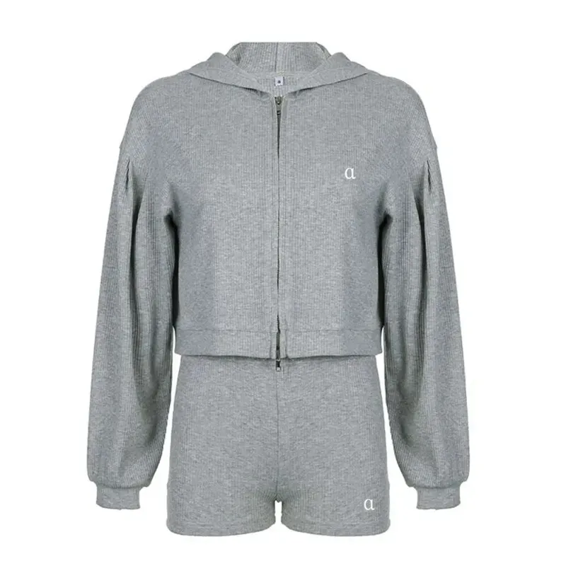 121 Yoga Top Sweatshorts Hoodie Three Pcs Set Women Sport Suit Knitted Zipper Hooded Cardigan Sweatshirt V-Neck Triangular Cup Chest High