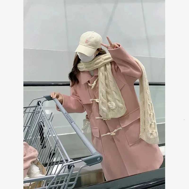 Pink Horn Button Tweed Jacket Women Winter New Japanese Loose Thickened Mid Length Wool Coat Female Casual Sweet Versatile CoatT251101