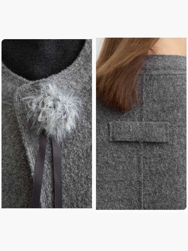 AMII Minimalist 2025 Winter New 100 Woolen Coat for Women Round Neck Removable Corsage Female Loose Commuter Outerwear 12444013T251101