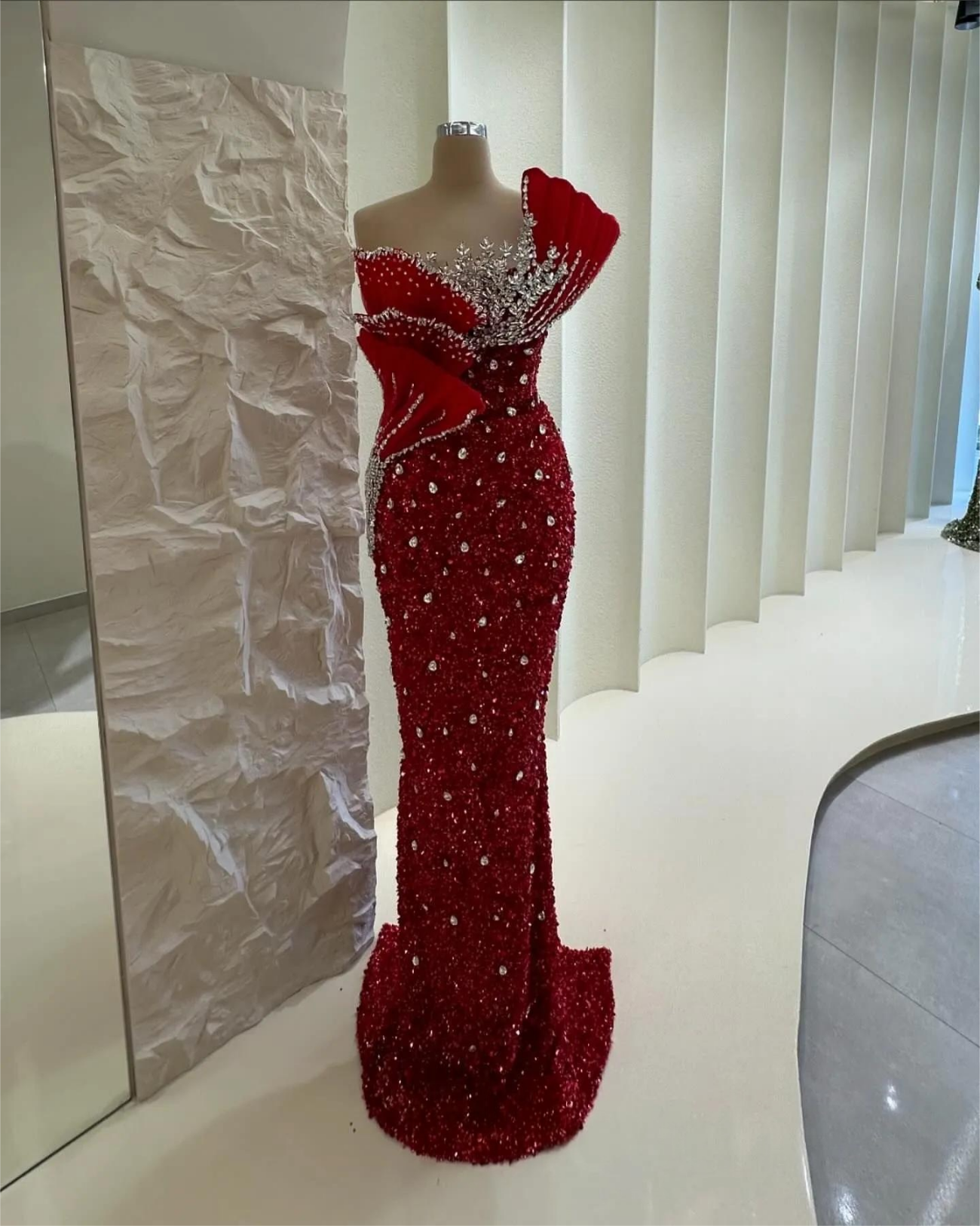 Red Mermaid Prom Dresses For Special Occasions Sequined Rhinestones Stylish Evening Formal Party Reception Birthday Engagement Gowns Dress