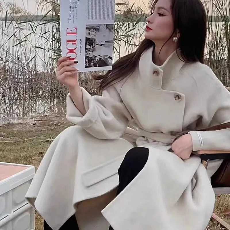 2025Notch Lapel Wool Coat DropShoulder Women 100 Wool Loose Overcoat DoubleLayers Autumn Winter Long Jacket Thick Trench CoatT251101