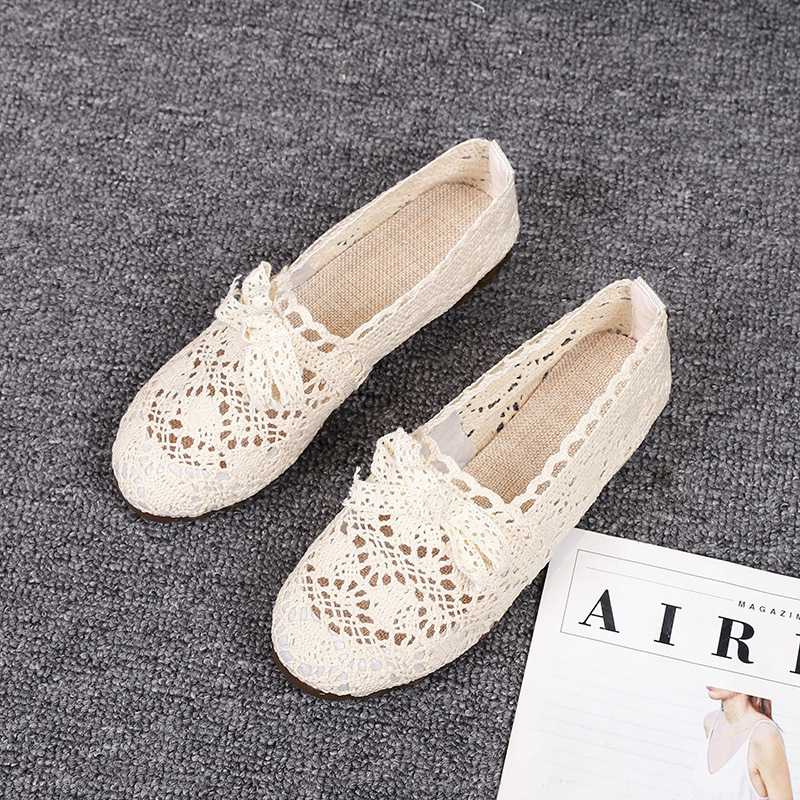 free Shipping Flat bottomed slippers sandals Designer Breathable sandals Mesh women's shoes Hollow out single shoe soft-soled shoes