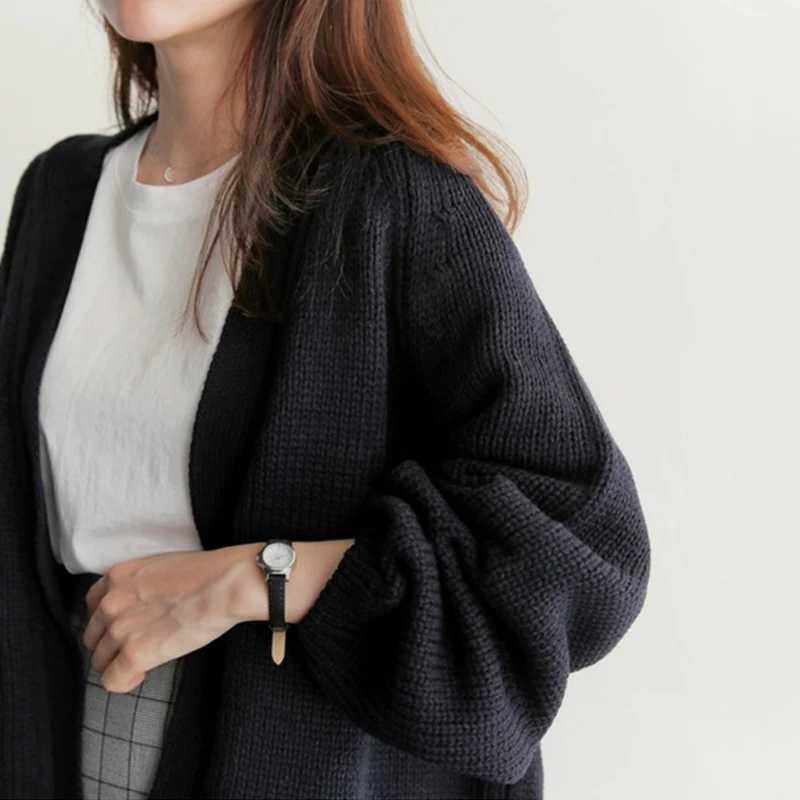 1pcs Women Vintage Loose Sweaters Jacket Female Long Sleeve Knitted Cardigans Ladies Korean Style Long Sleeve Tops Student CoatsT251101