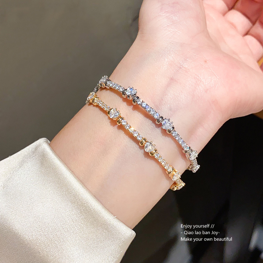 Gold Toned Rhinestone Embellished Bangle Delicate Daily Elegant Jewelry Gift For Womens High Quality And Stylish Accessory