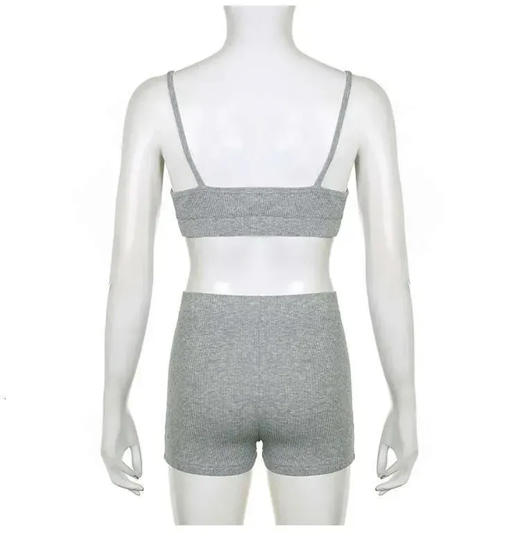 121 Yoga Top Sweatshorts Hoodie Three Pcs Set Women Sport Suit Knitted Zipper Hooded Cardigan Sweatshirt V-Neck Triangular Cup Chest High