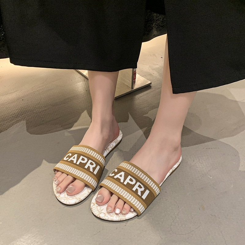 Designer slippers free shipping 2025 new women's fashionable casual embroidered letter beach sandals daily wear outdoor