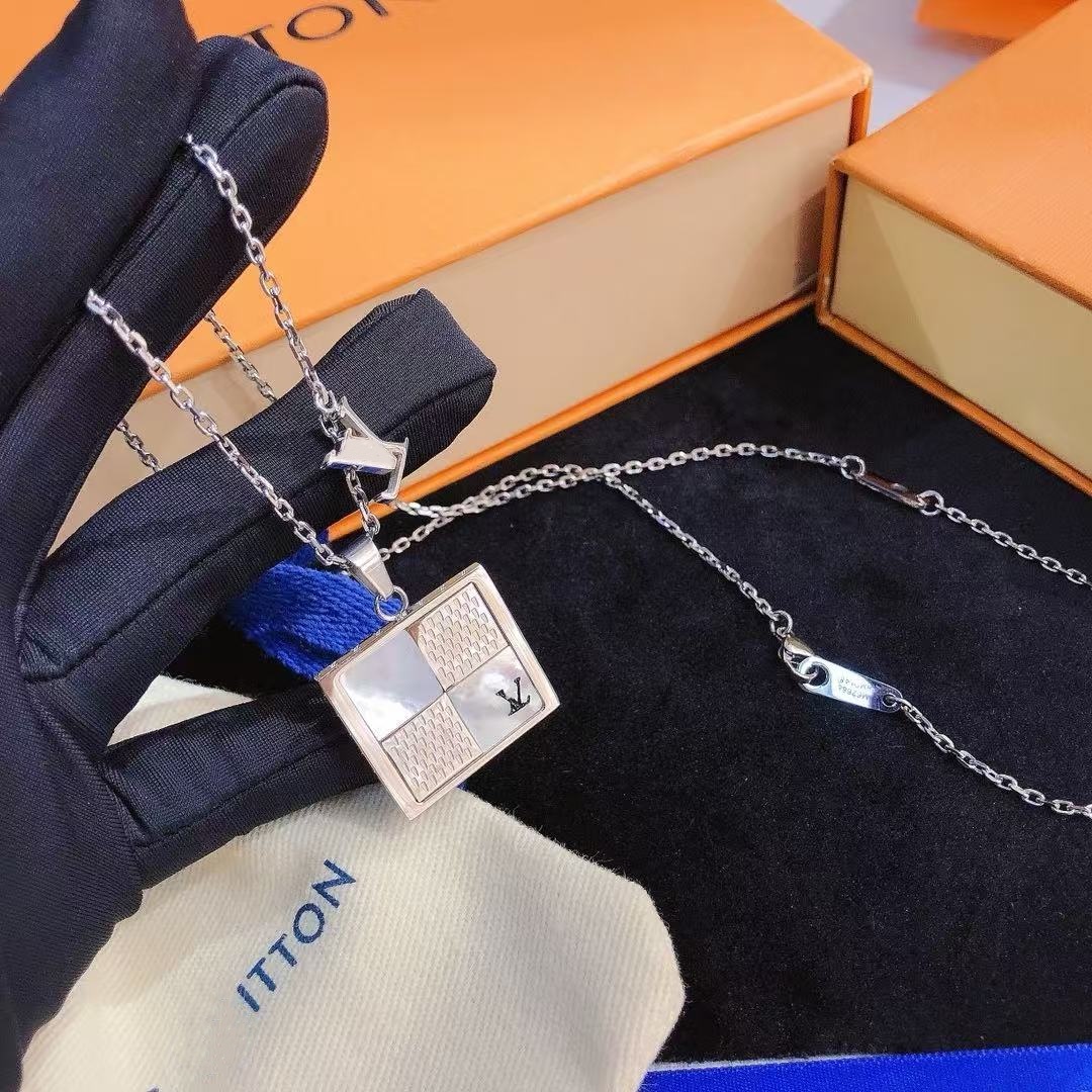 love necklaces designer necklace for women sterling silver jewelry 925 gold moissanite chain heart necklace luxury jewelery clover necklace