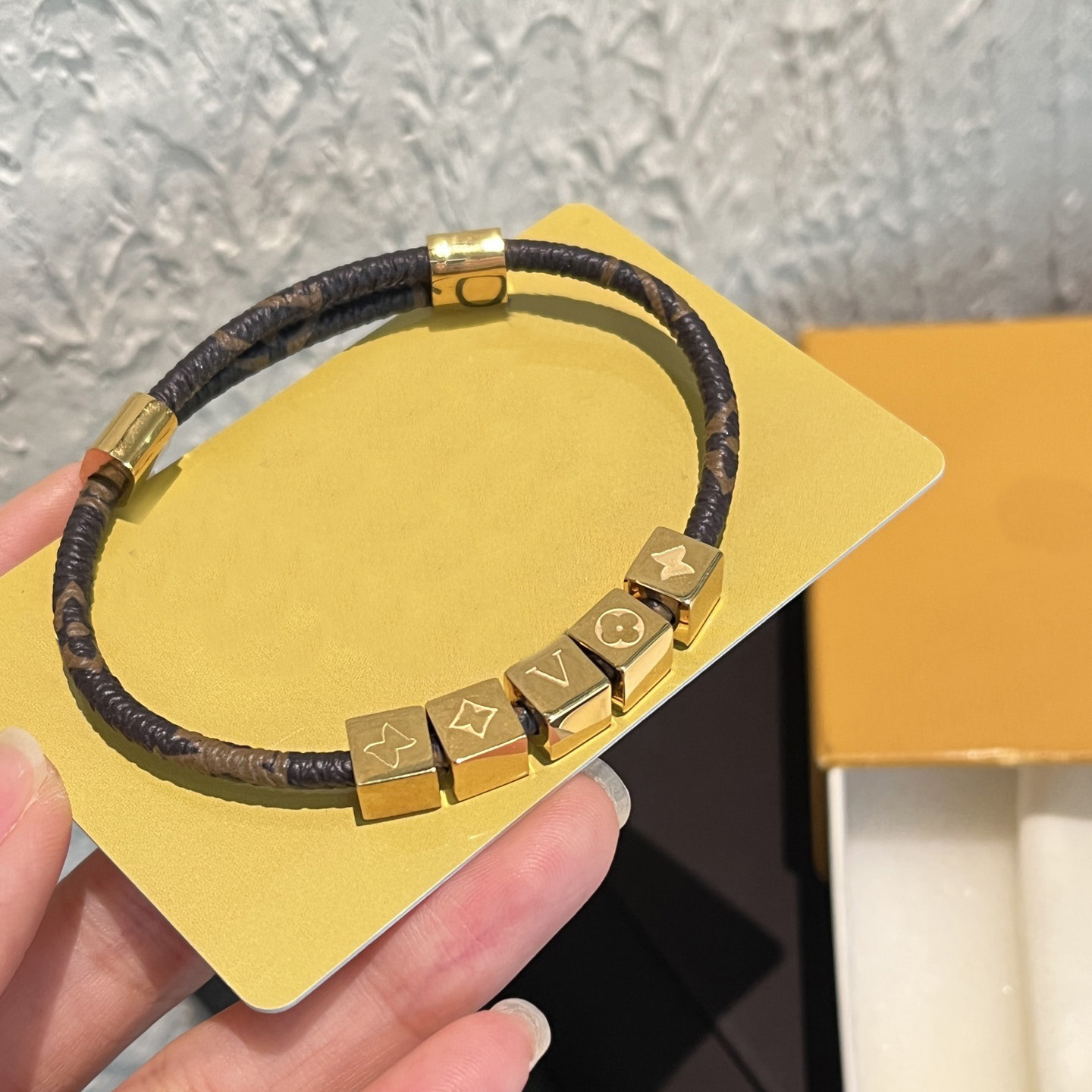 Gold - Toned Beaded Leather Bracelet With Patterned Cubes Delicate Daily & Fashionable Jewelry Gift For Her High - Quality And Trendy Accessory