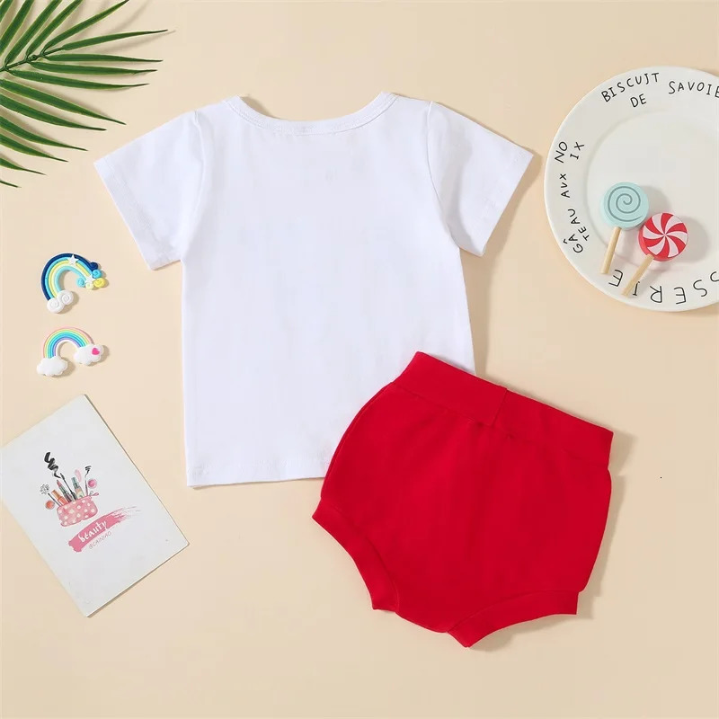 Childrens clothing set for July 4th featuring patriotic celebrities and striped printed Tshirts suitable both boys girls 250325z