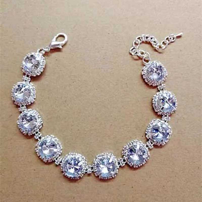 Jewelry rhinestone designer dog collar colored dog necklace suitable for small dogs diamond inlaid pet dogs cat accessories X250401