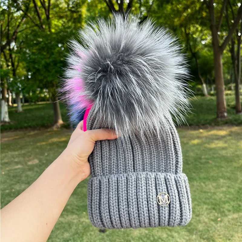 2023 Winter Female Natural Fur Pom Poms hat Winter Hat For Women Girl s Hat Knitted Beanies Cap Hat Thick Women SkulliesXJ251101
