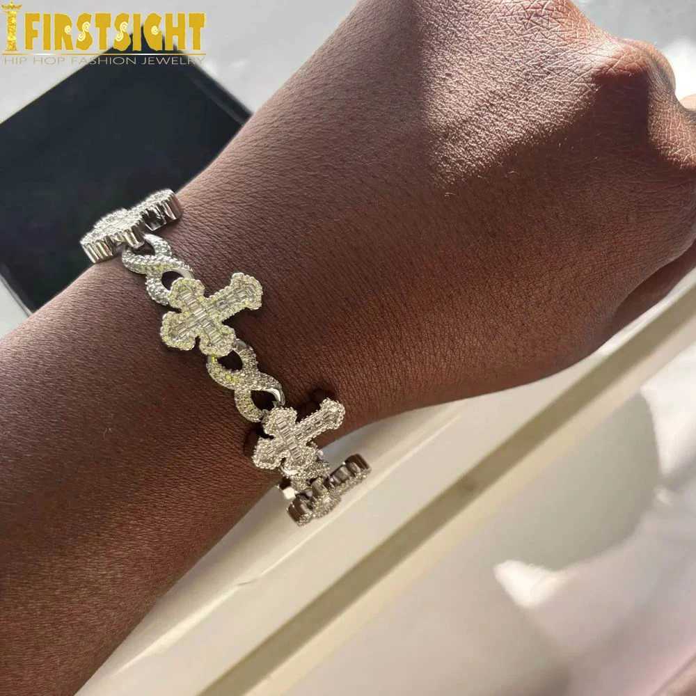 New Iced Out Infinity Cross bracelet suitable for women two tons of shiny cubic zirconia cubic chain charm bracelet hip-hop jewelry Y250329