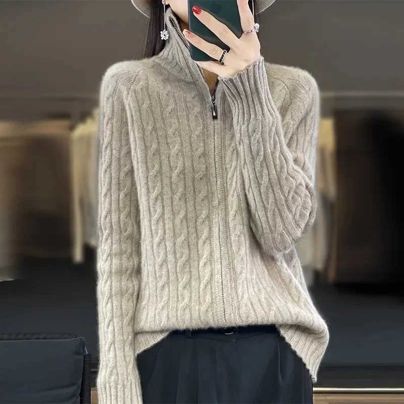 Autumn Zipper Cardigan Women Sweaters Knitted Long Sleeve Standup Collar Tops Korean Fashion Short Sweater for FemaleT251101