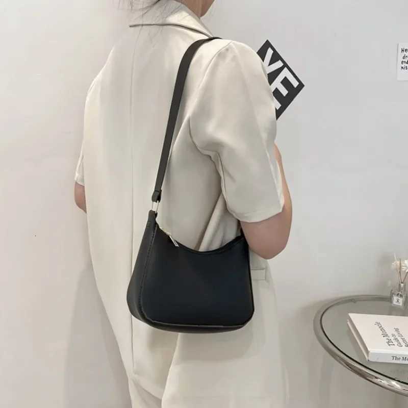 2024 New Womens Fashion Handbags Retro Solid Color PU Leather Shoulder Underarm Bag Casual Women Hobos HandbagsW251101