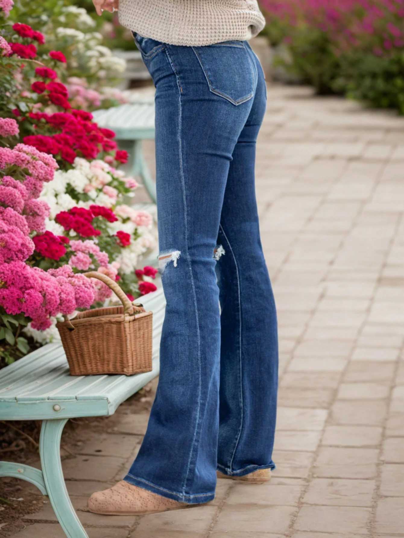 New Womens Fashion Ripped Jeans Elegant Casual Long Denim Pants for Stylish Comfort J251031