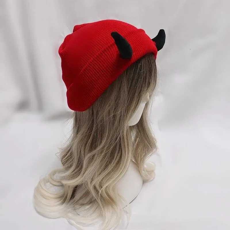 Winter Warm Knitted Beanie Hat Soft Stretchy Demon Horn Skull Design for Men and Women Outdoor Streetwear Funny Fashion HeadwearXJ251101