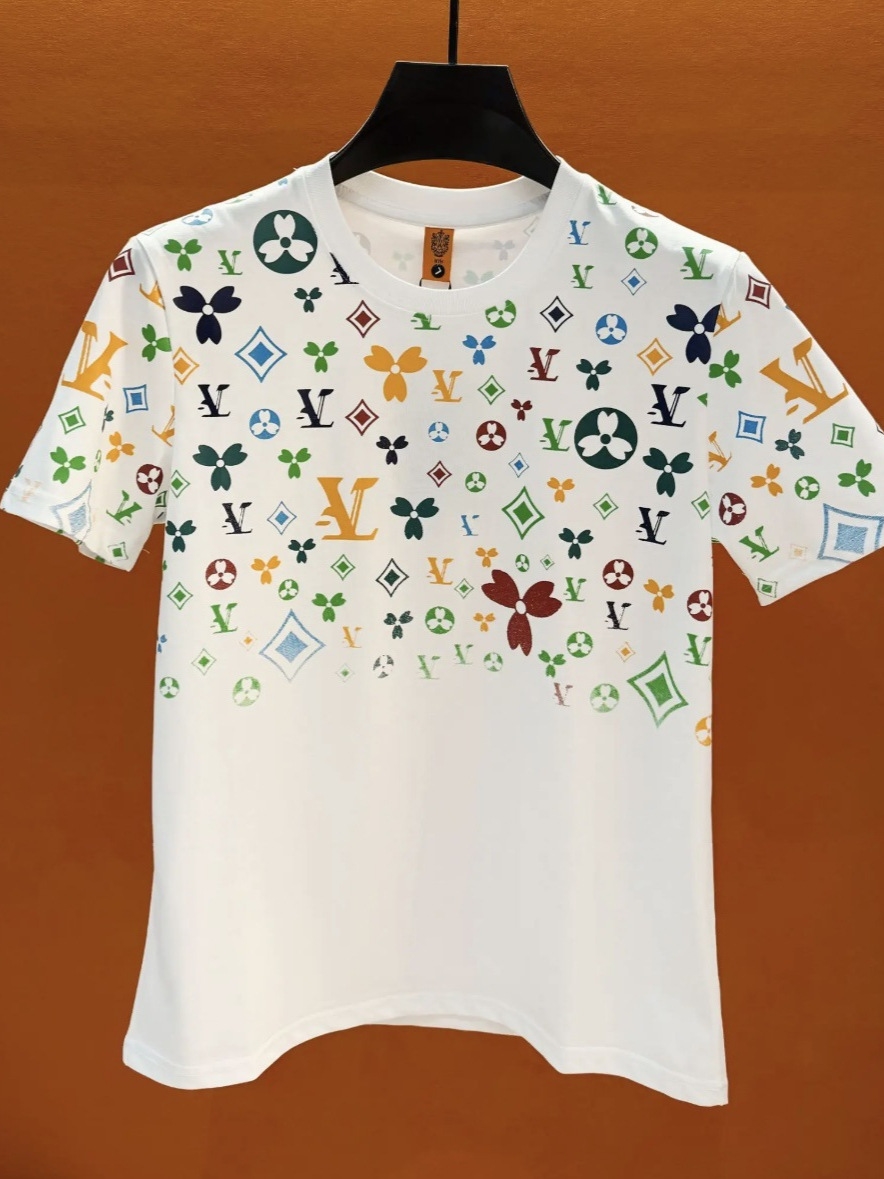 Free shipping 2025 new fashion short sleeve spring and summer fashion with colorful couple men's handsome round neck short sleeve light luxury wh