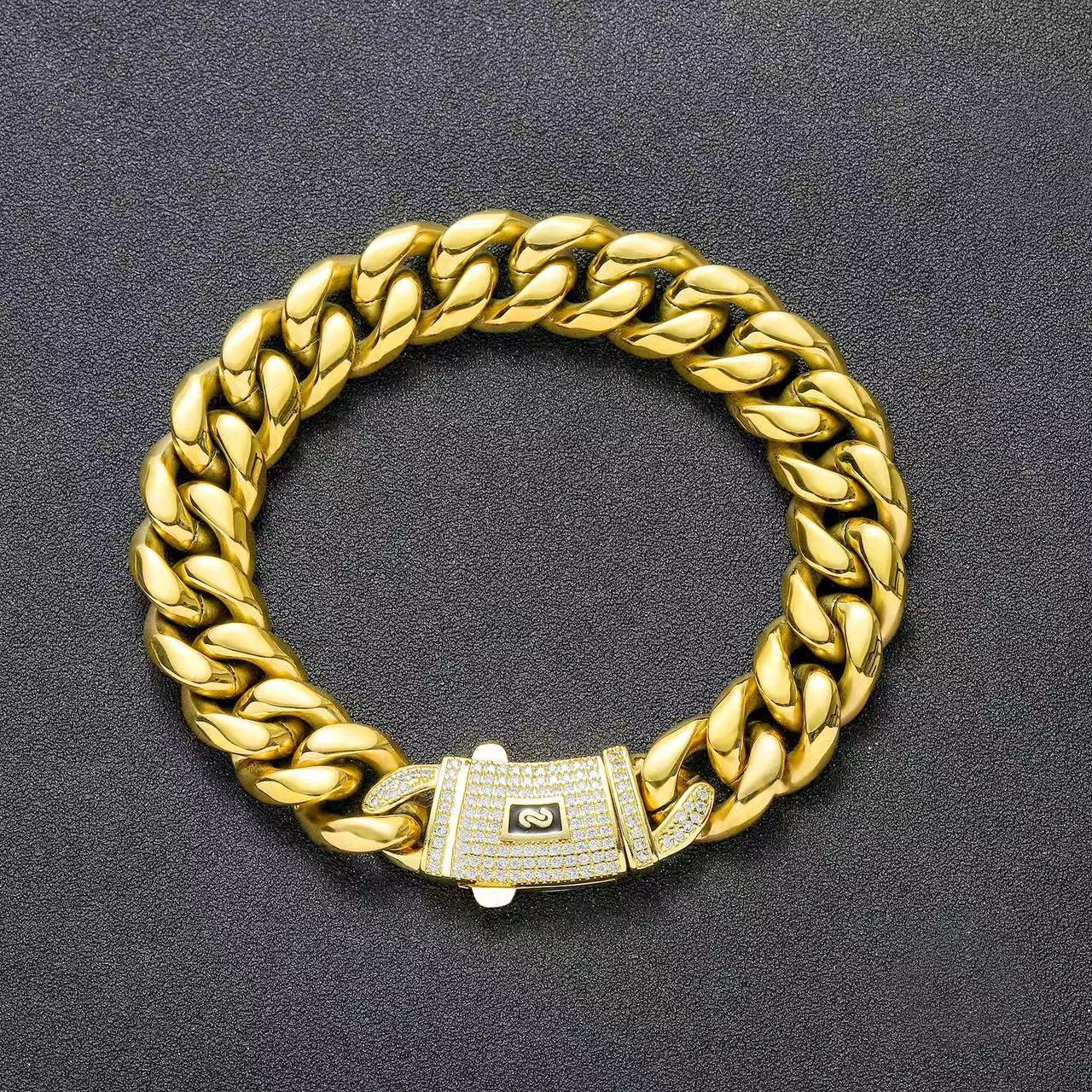 Cuban Link Necklace Iced Out VVS Moissanite Clasp Smooth Cuban Chain Jewelry Cuban Link Chain Necklace Smooth Hip Hop Jewelry High Quality 14K Monaco 