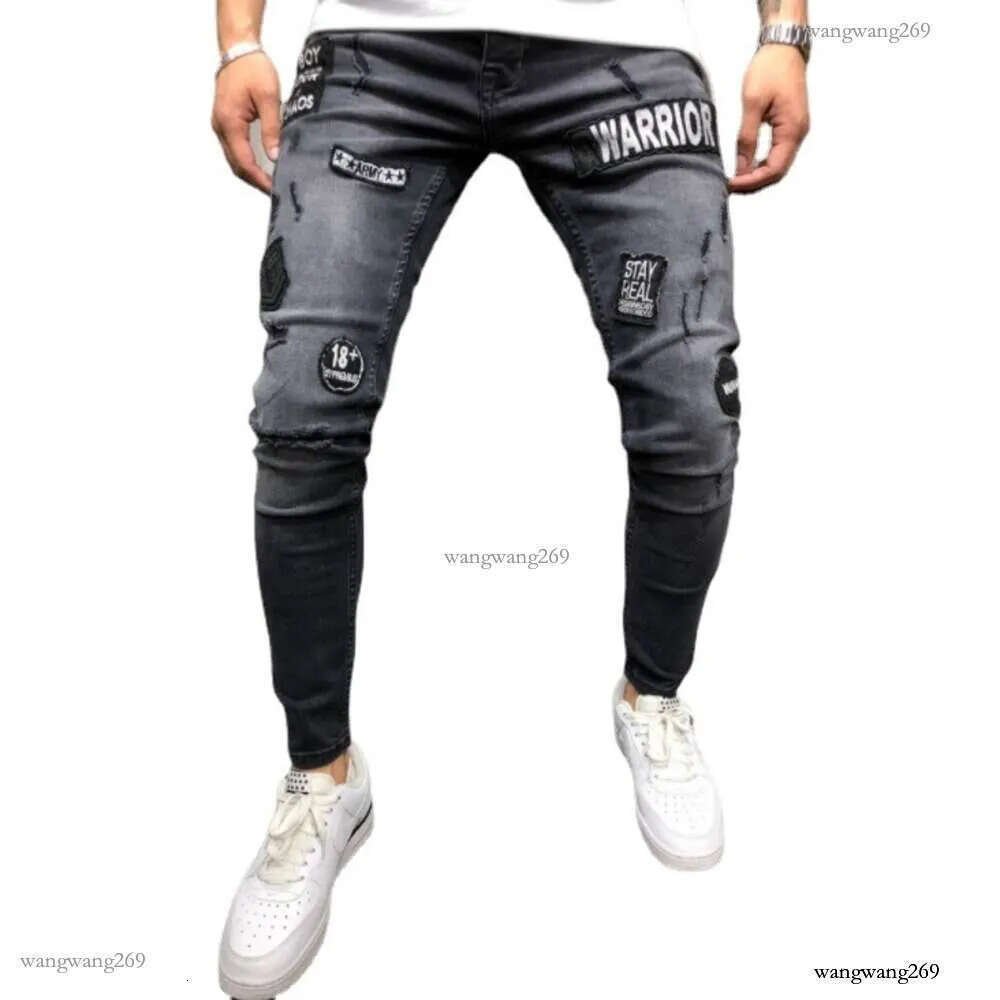 New Tight Jeans with Black Hole Emblem Sticker Small Feet Denim Men's Pants