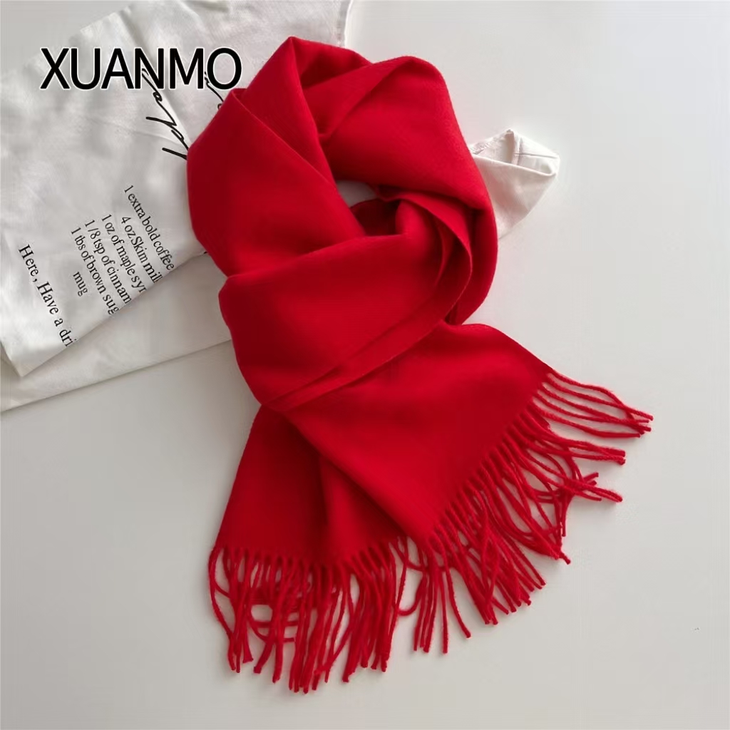 H1234 A relaxed, Korean-style, multi-functional pure cashmere warm shawl.