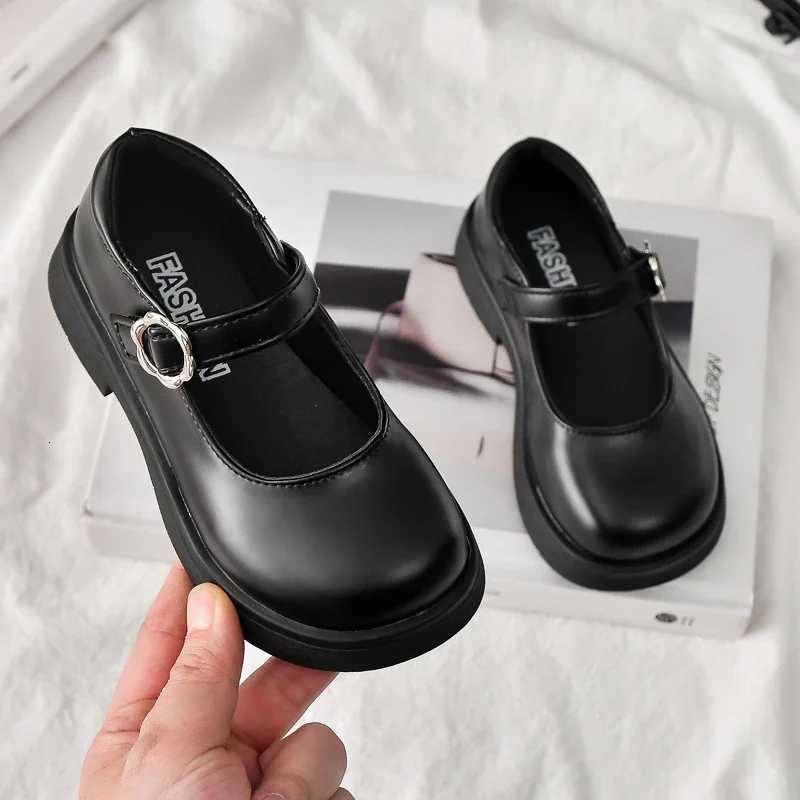 Kids Strappy Leather Shoes for Girls 2025 Autumn Nonslip Soft Sole Toddler Mary Jane Shoes Princess Kids Party Wedding Dress UpT251101
