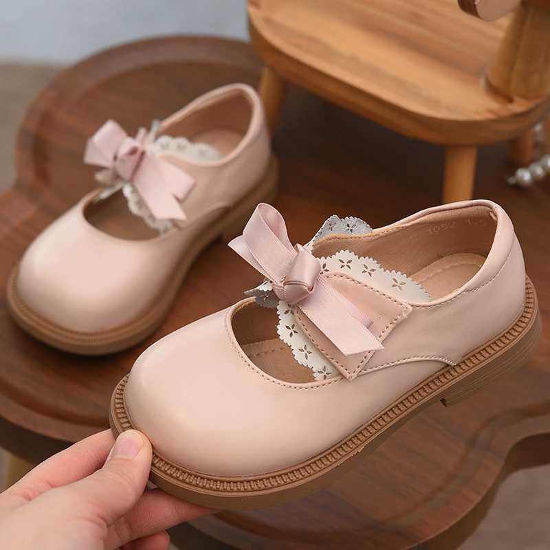 Girls Princess Shoes Girls Small Leather Shoes 2025 Spring New Childrens Shoes Genuine Leather Soft Sole Shoes Black Style ShoesT251101