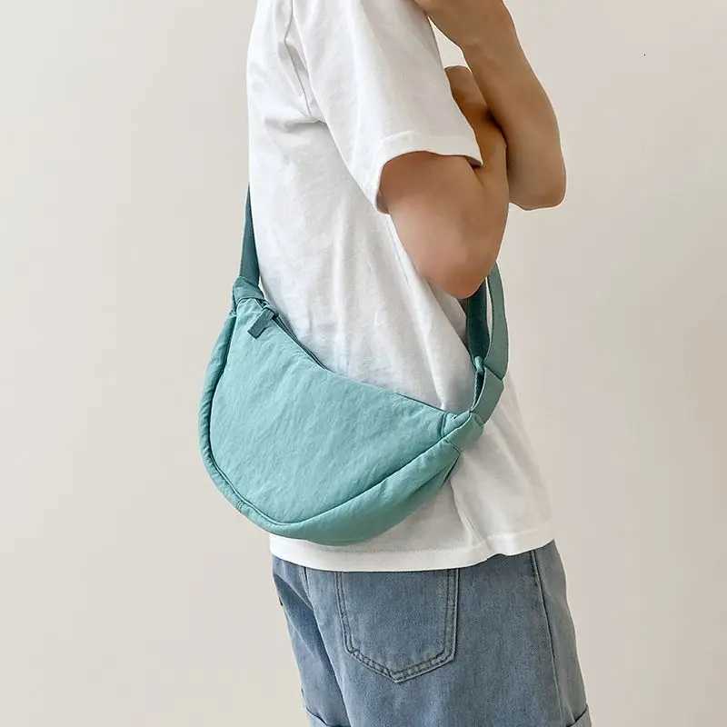 Solid Color Nylon Womens Hobos Crossbody Bag Large Capacity Female Sports Shoulder Bags Casual Ladies Underarm Bag HandbagsW251101