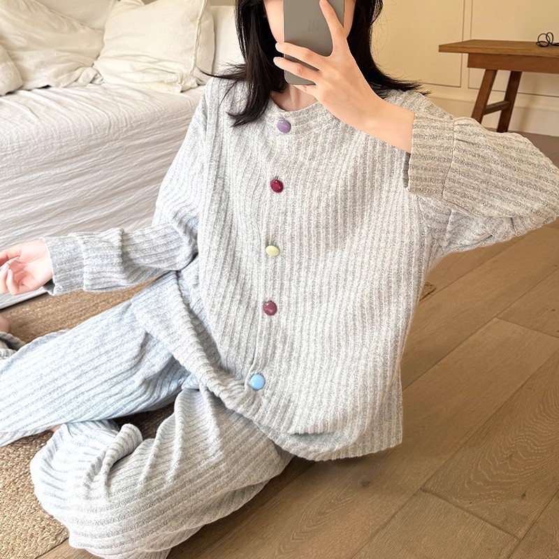 X229-All-In-One Versatile Bottomwear Lightweight, Flexible & Stylish Jeans Alternative