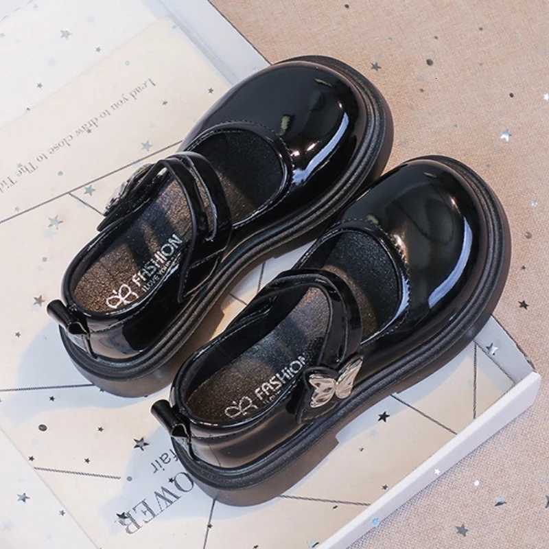 New Girl Shoes Fashion Simple Versatile Child Shoes Anti Slip Soft Sole Comfort Sandals Casual Retro Classic Princess Shoe 2025T251101