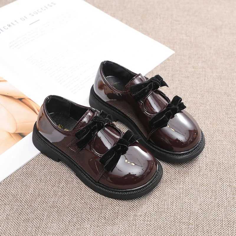 Girls Leather Shoes Black Glossy Kids Performance Shoes Double Bows 2025 Brand New Children Princess Shoes Round Toes Ins SweetT251101