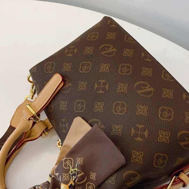 Designer bag Popar Classic Elegant Ladies Crossbody Bag Leather Style Messenger Bag For Wen By Luxury Brand Stylish Y251101