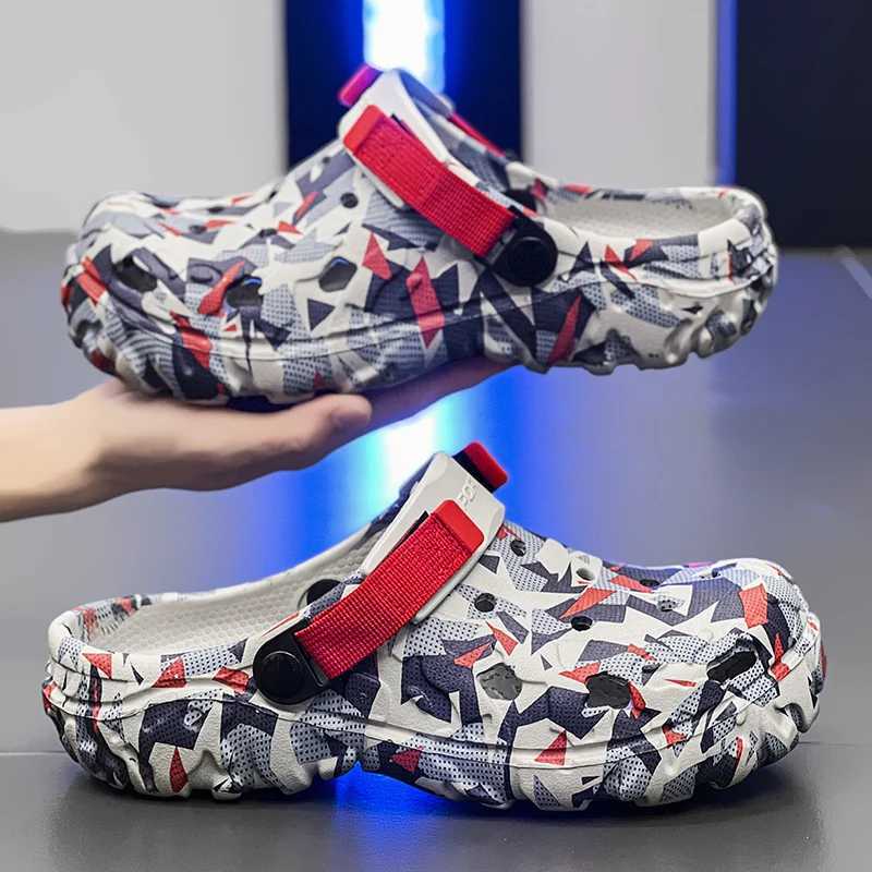 Plus Size 47 Summer Mens Slippers Light EVA Mens Casual Shoes Hole Shoes Family Garden Outdoor Mens Beach Flat ShoesXJ250401