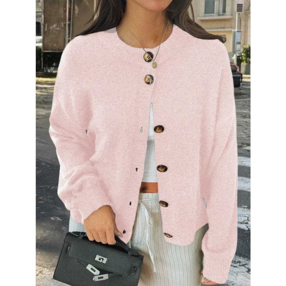 2025 Fall Winter New Fashion Womens Sweater Loosefit Knit Cardigan Singlebutton Closure Solidcolor Minimalist Top JacketT251101