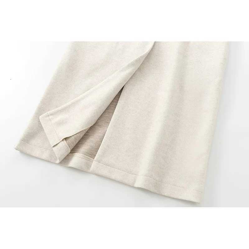 Long Woolen Coats Winter Womens 2025 New Chic Elegant Womens Winter Warm Jackets Street Fashion Youth Travel Woolen CoatsT251101