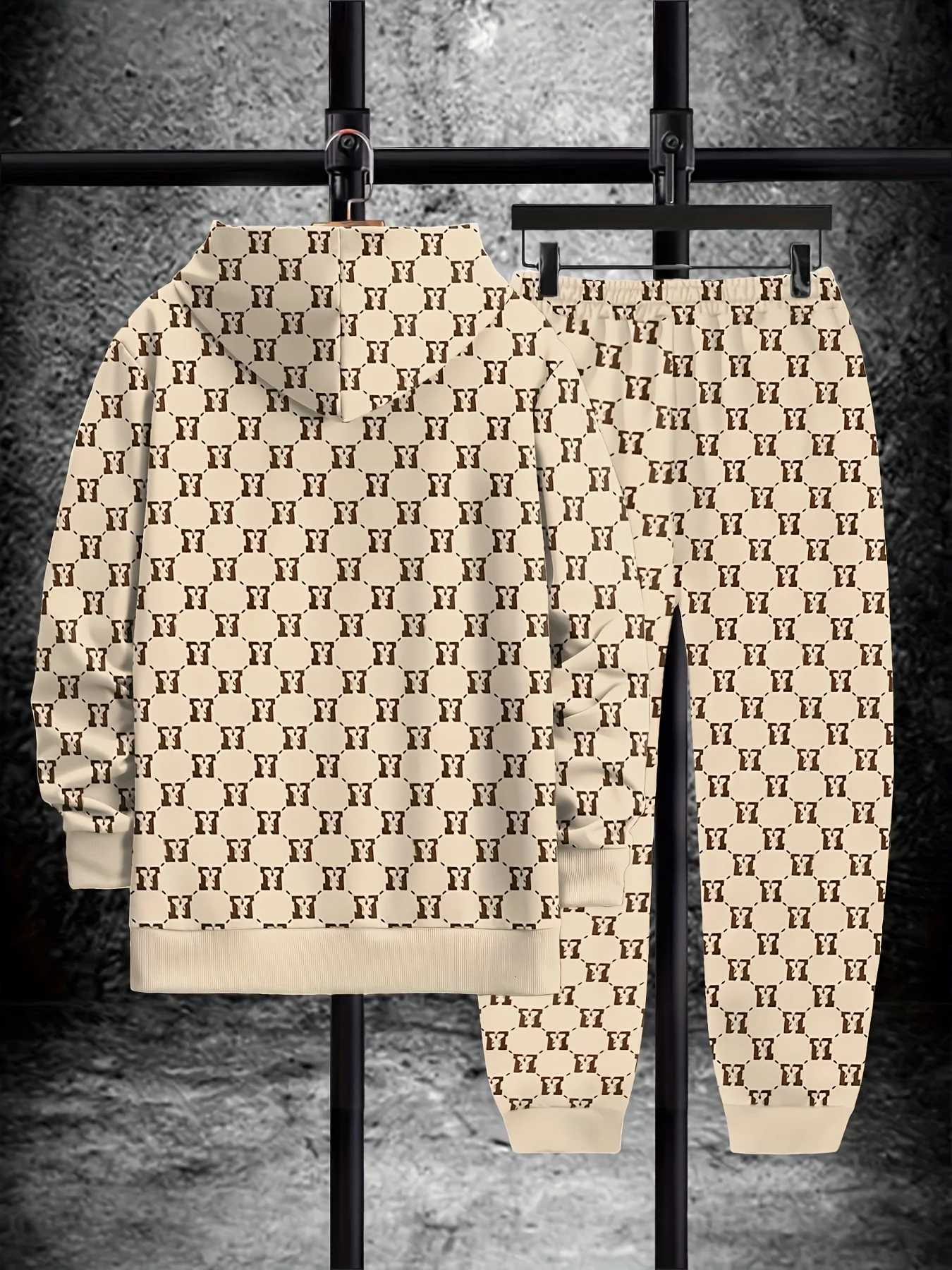 2526 New Spring and Autumn Hoodie Pants Set 3D Printed Fashion Street Letter Elements Mens and Womens Casual Hoodie SetT251101