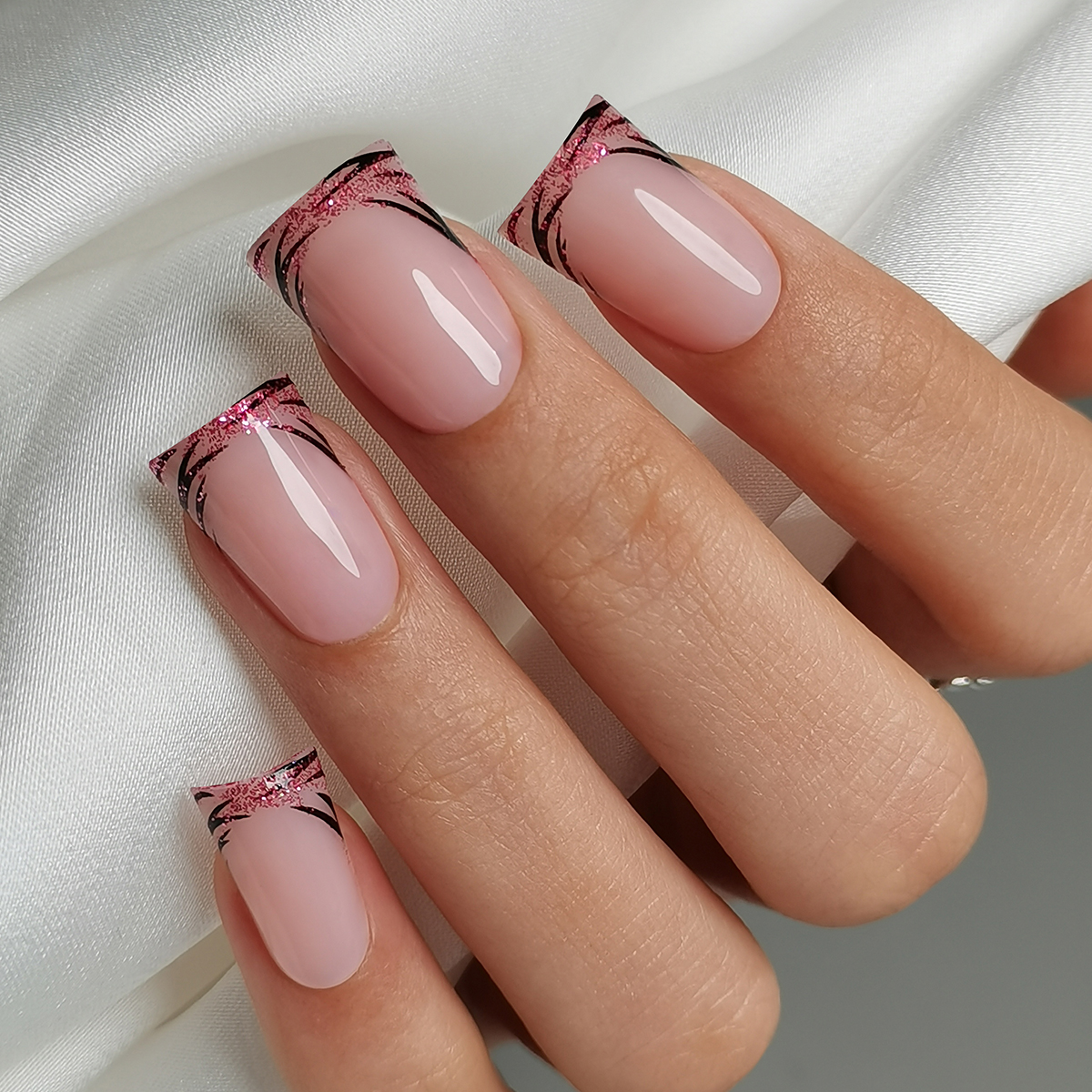 30pcs French Pink Duckbill Fake Nails Leopard Flower Print Press on Nail Wearable Detchable Sweet Cool Spicy Girl False Nails