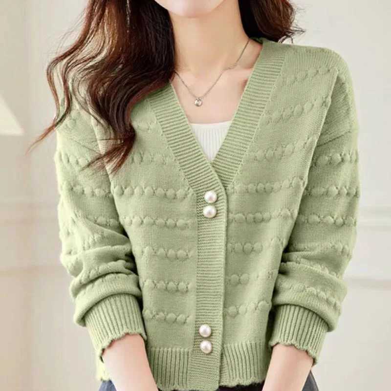 Womens Clothing Elegant Fashion Vneck Knit Cardigan Autumn Winter New Solid Sweet Allmatch Long Sleeve Top Lady Chic SweatersT251101