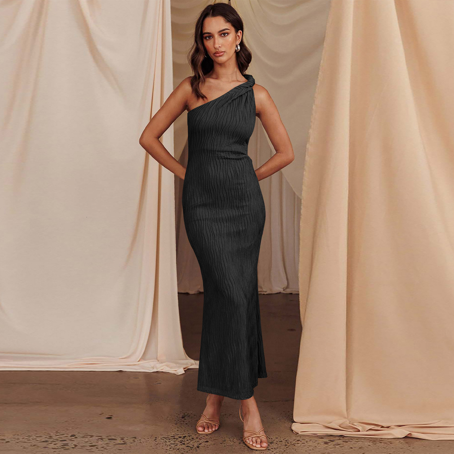 Spring and summer new women's clothing slanted shoulder backless temperament long skirt elegant evening party light dress