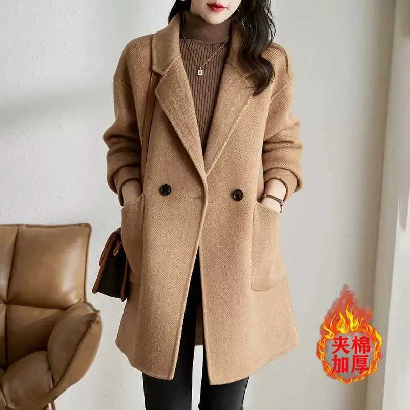 New Womens Korean Woolen Coat Autumn Winter Plus Cotton Thicke Warm Long Woolen Jacket Female Word Grain Windproof OuterwearT251101