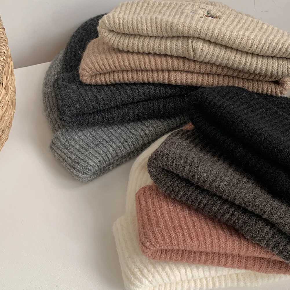 2025 New Autumn Winter Bear Embroidery Windproof Pullover Beanie Hat Hip Hop Warm Soft Ear Protection Knitted Hats for WomenXJ251101