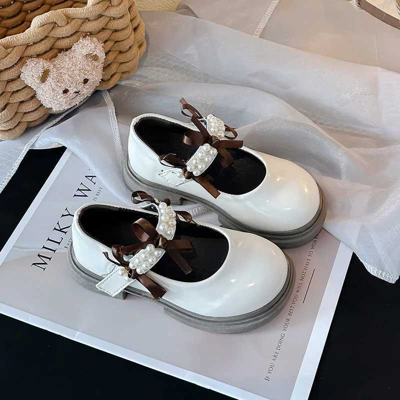 Girls Shoes 2025 New Spring and Autumn Single Shoes Zhongda Children Fashion Performance ShoesT251101