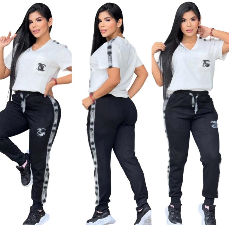 Designer Womens Tracksuit new Luxury V-neck T-shirt Fashion Sportswear 2pcs Outfits Print Tshirt Jogger Pants