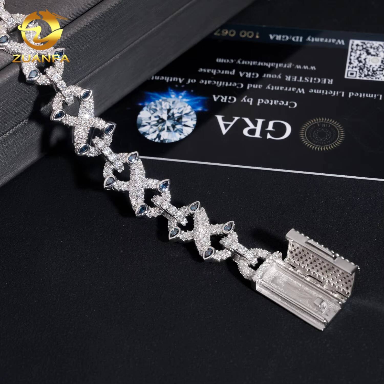 Special Bezel Pear Cut Decor Hip Hop Jewelry Color Moissanite Cuban Bracelet 925 Silver Rapper Jewelry Moissanite Bracelet