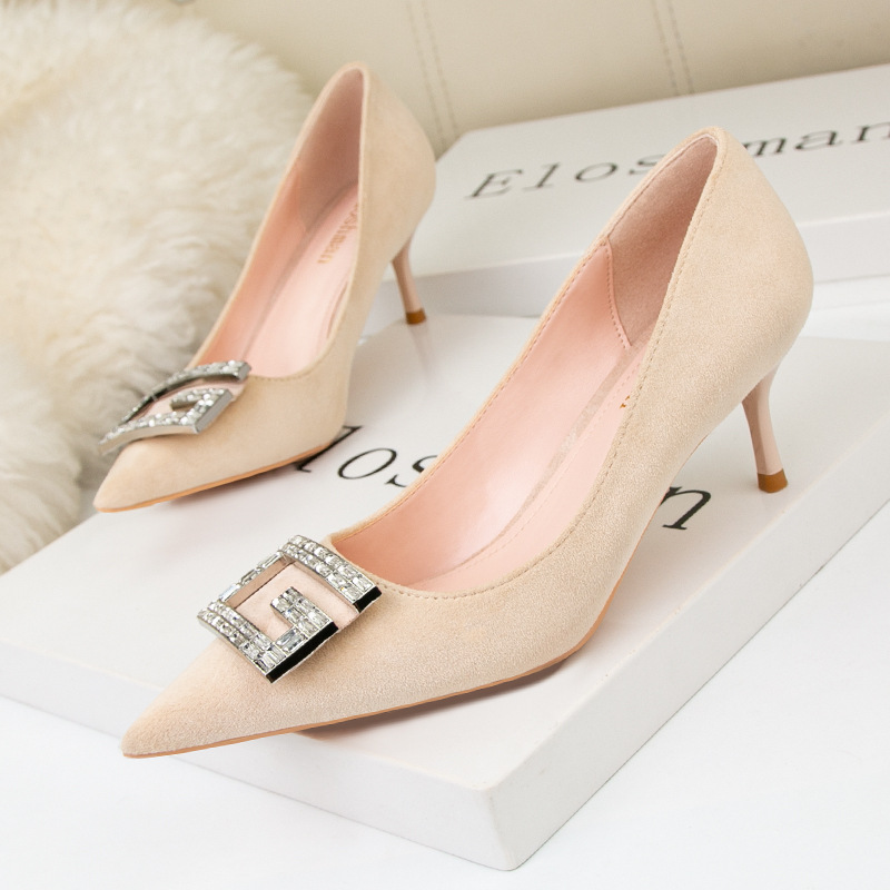 2025 Korean version fashion women's shoes pointed toe thin heel rhinestone G-buckle sexy and slimming high heels black single shoes for women