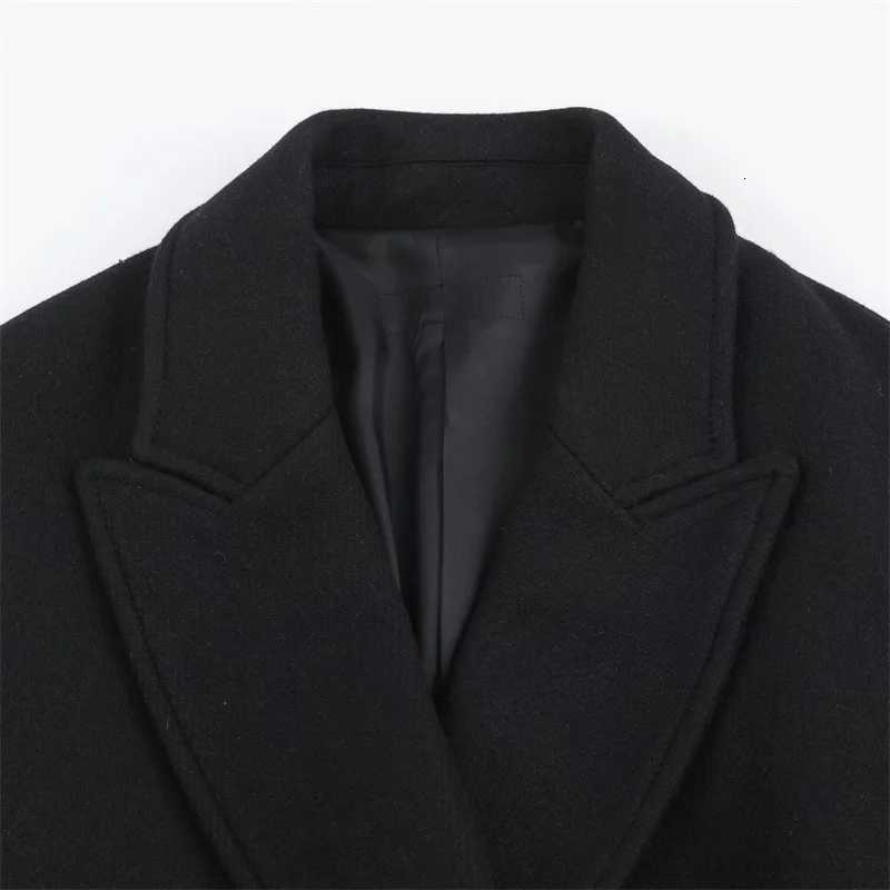 Womens wool coat autumn and winter blended long coat with belt simple and fashionable womens clothingT251101