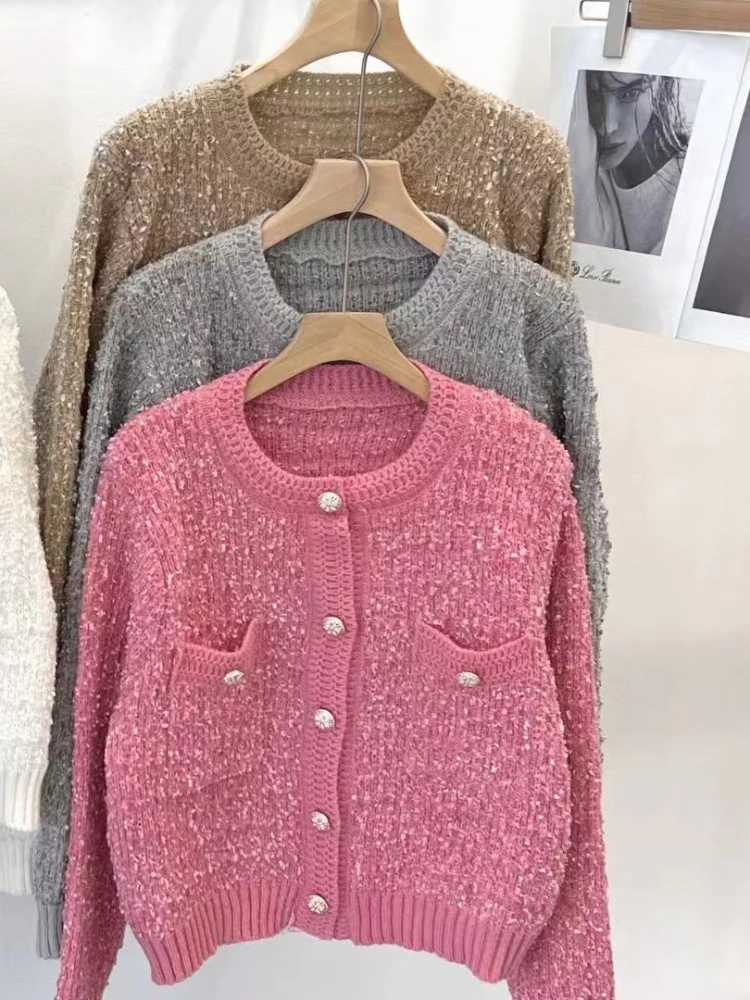 2025 Autumn Winter Casual Short Cardigan Women Knitted Coats Fashion Female Long Sleeve Knit Sweater Pocket Crop Tops CardigansT251101